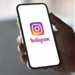 The Impact of i̇ns on Social Media and Online Interaction